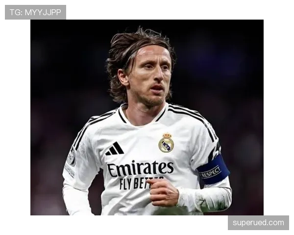 接管中场莫德里奇本赛季直塞撕开后防更胜克罗斯