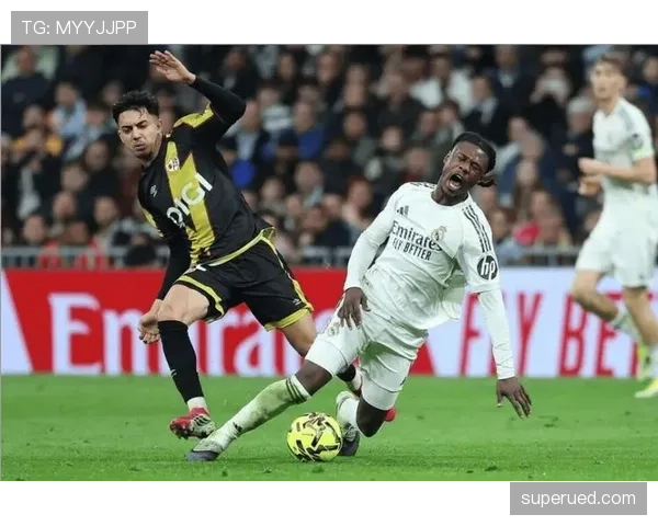 卡马文加次回合登场如何成为皇马扭转对曼城战局的关键变量